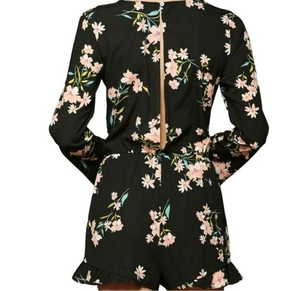 Pins & Needles Black Long Sleeve Floral Romper Small - Picture 2 of 10